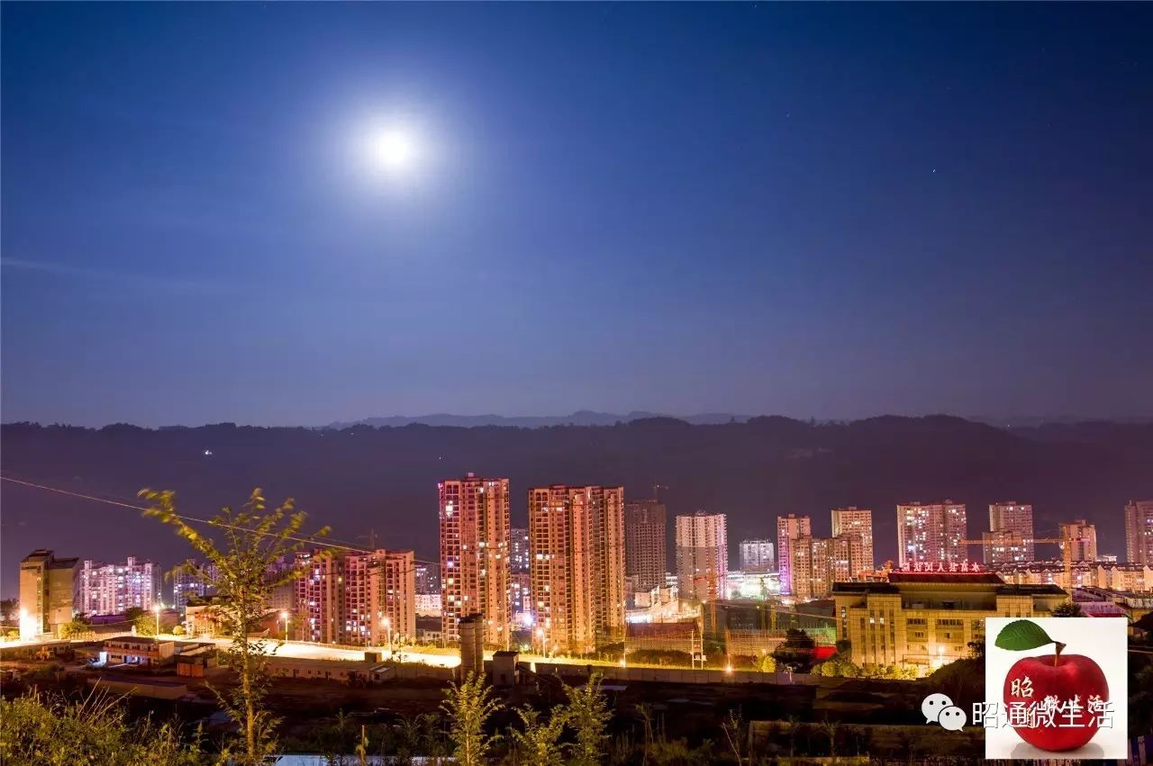 几张高空夜景图告诉你水富到底有多美!