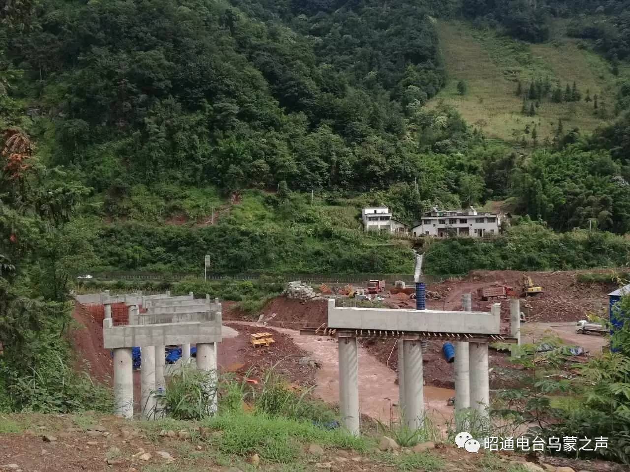 自昭乐高速公路串佛段立项建设以来,绥江全县上下进一步统一"建好高速