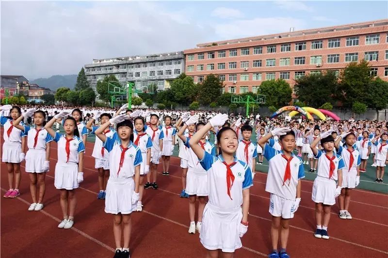 向善前进向上生长平阳新纪元学校水头校区入学系列报道之二