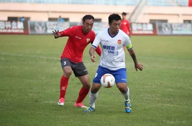 青岛强风足球俱乐部图片