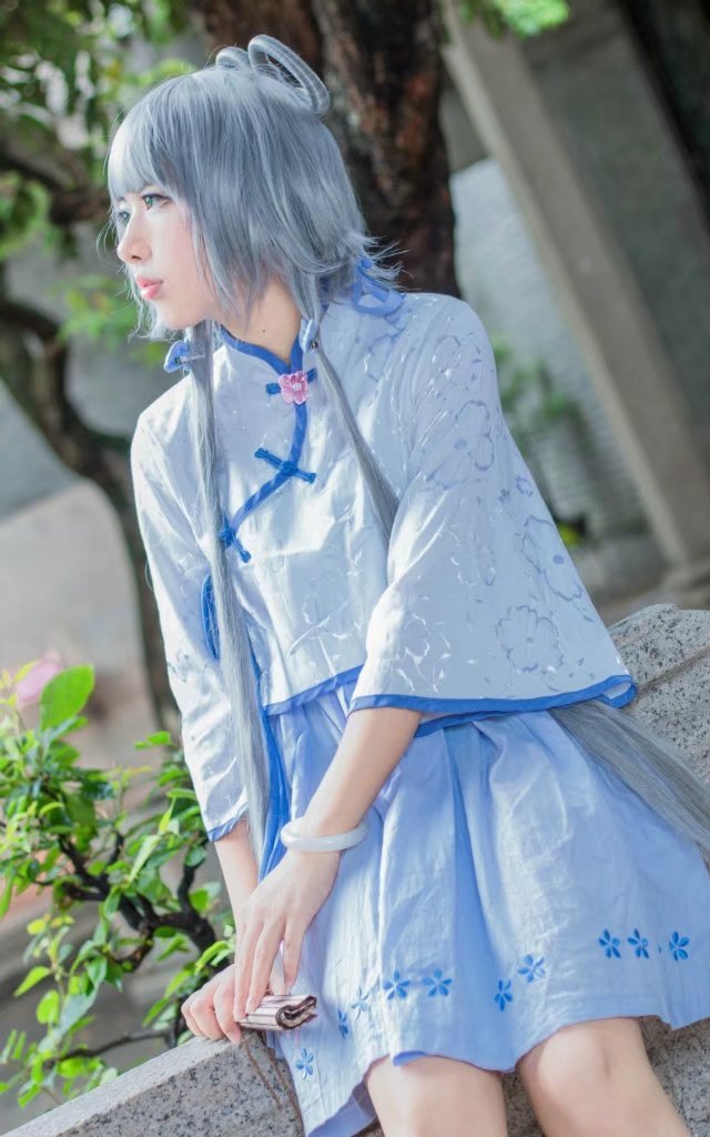 vocaloid3洛天依cosplay