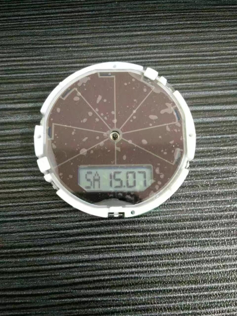 石英手表多久换一次电池？石英手表的电池一般可以用多久？