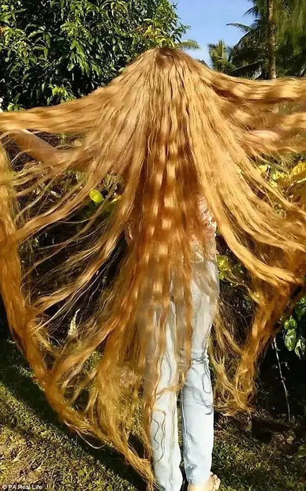 世界上最长头发30米图片