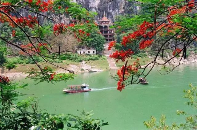 扶绥金鸡岩风景区图片