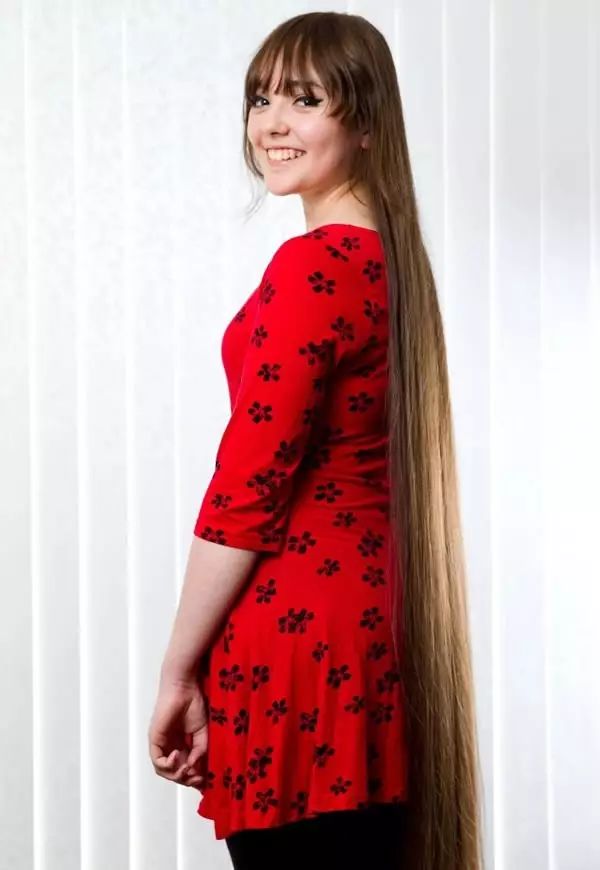 济阳圈悦读这是世界上头发最长的八个女人你想象不出有多长