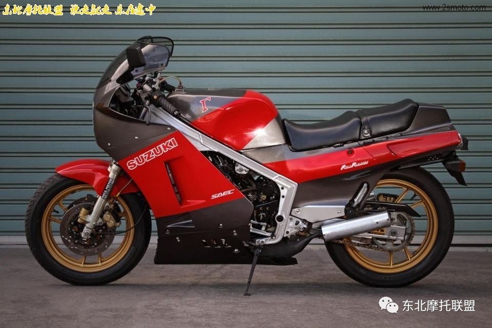 一代神車2衝巔峰市售之作猛獸鈴木rg400