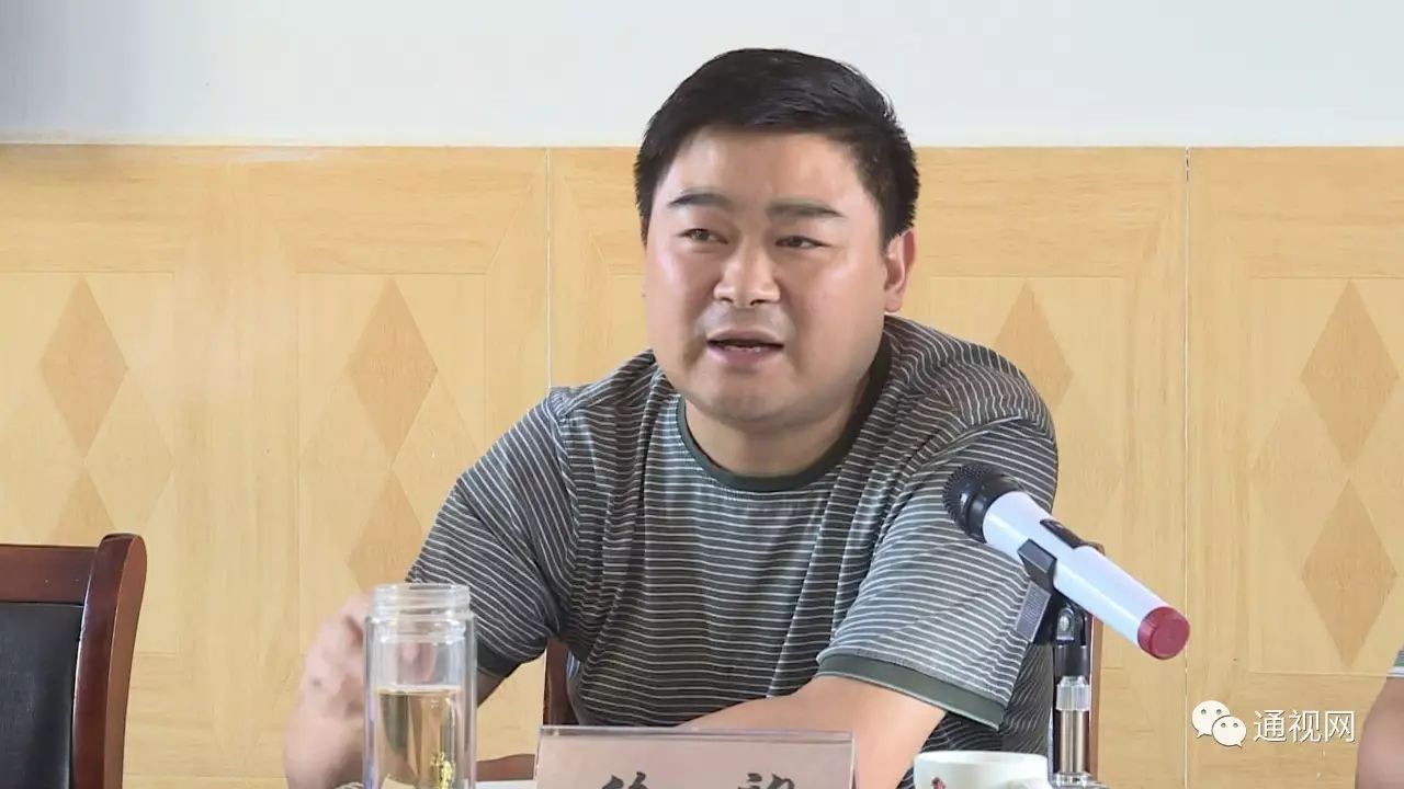 徐望调研东冲河管护工作时要求坚决取缔河上违法建筑