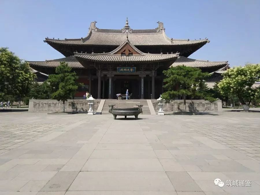 中國現存規模最大的寺廟單體古建築在山西大同華嚴寺