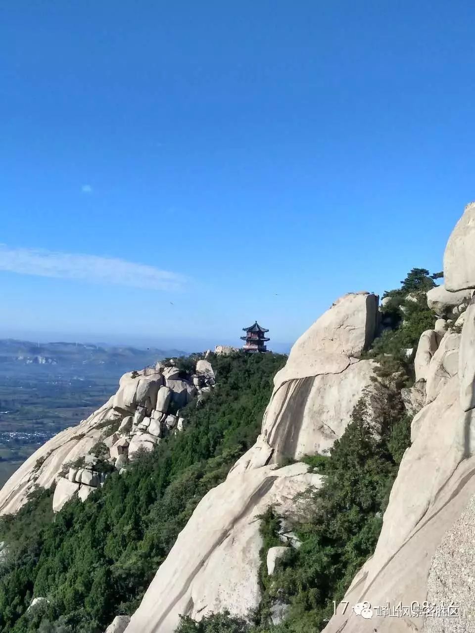 峄山山顶图片