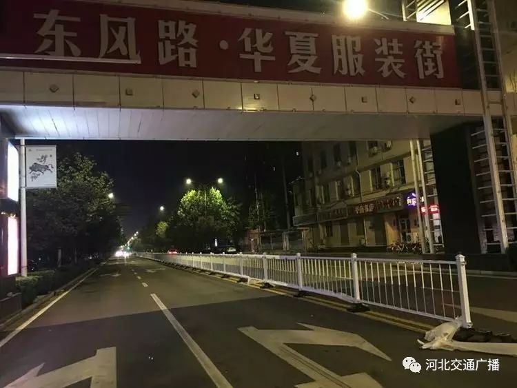 大街)等路口以及维明街(裕华路至新石北路)两侧机非护栏都进行了调整