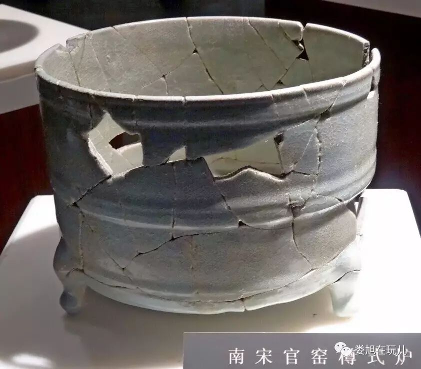 郊坛下官窑遗址区域南宋官窑博物馆所在地在杭州设置了专烧御用瓷器的