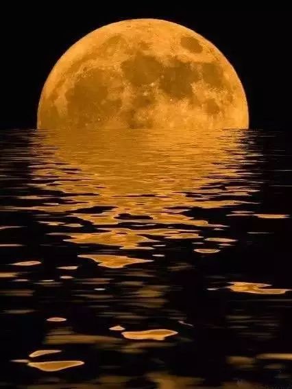 月亮升起来临沧图片