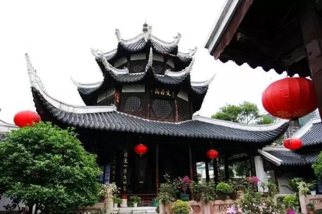 陽明祠黔靈公園↓↓↓他們分別是票面設計以貴陽市地標建築作為背景是