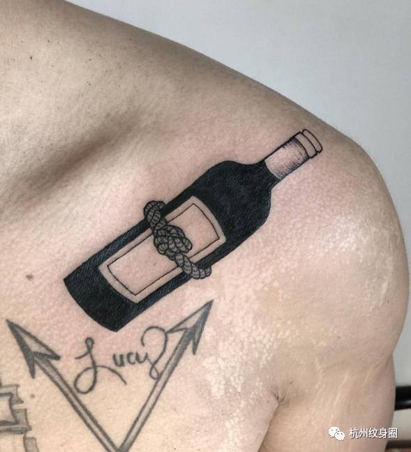 关于酒的纹身手稿图片