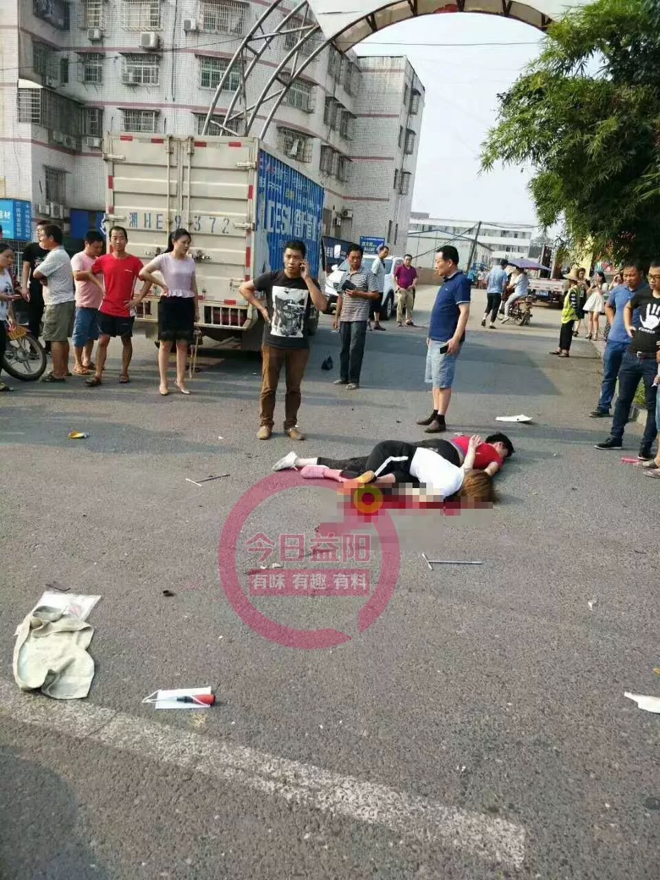 益阳车祸三人死亡图片