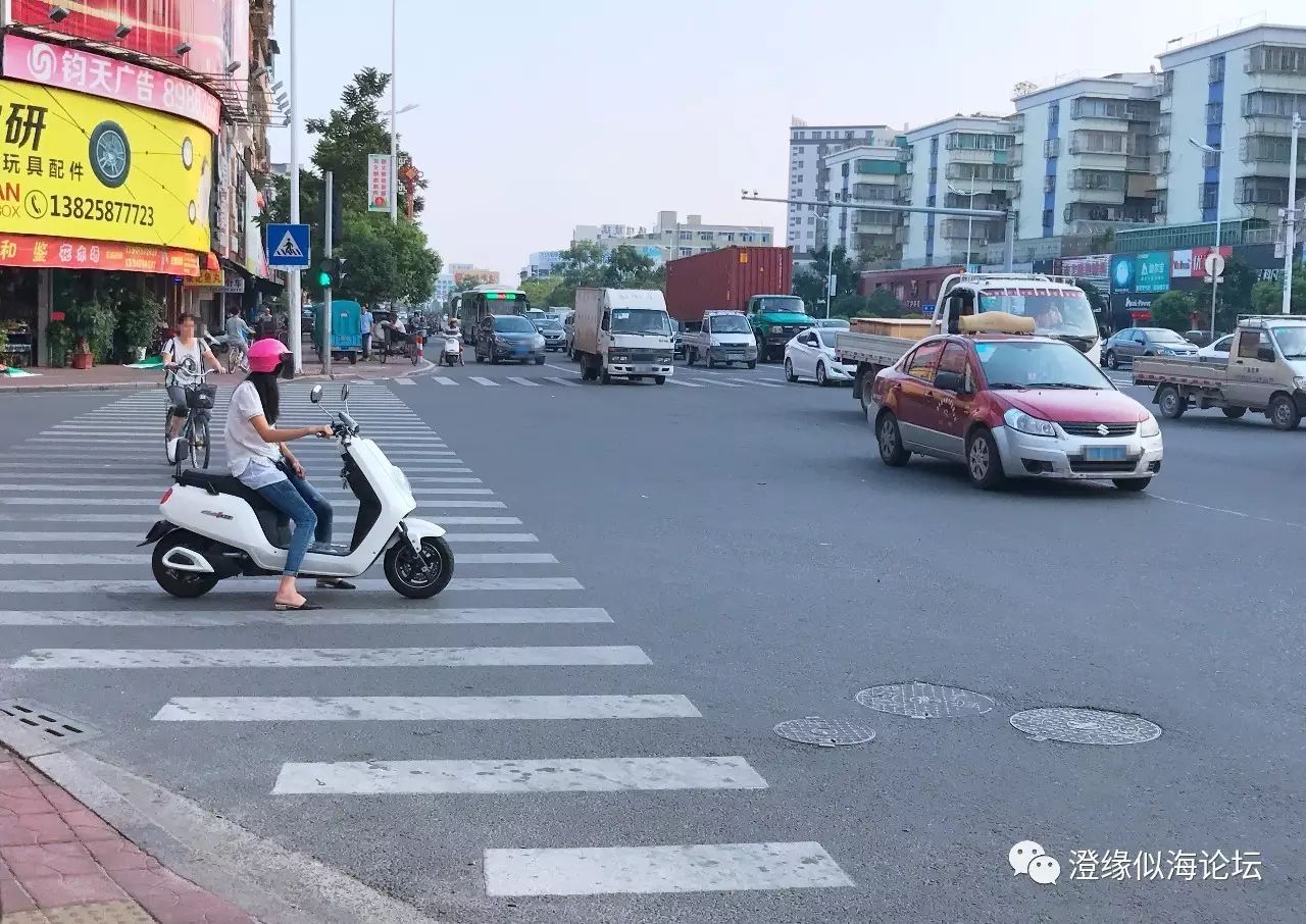 速看| 在澄海這些十字路口站了30分鐘,結果卻出人意料