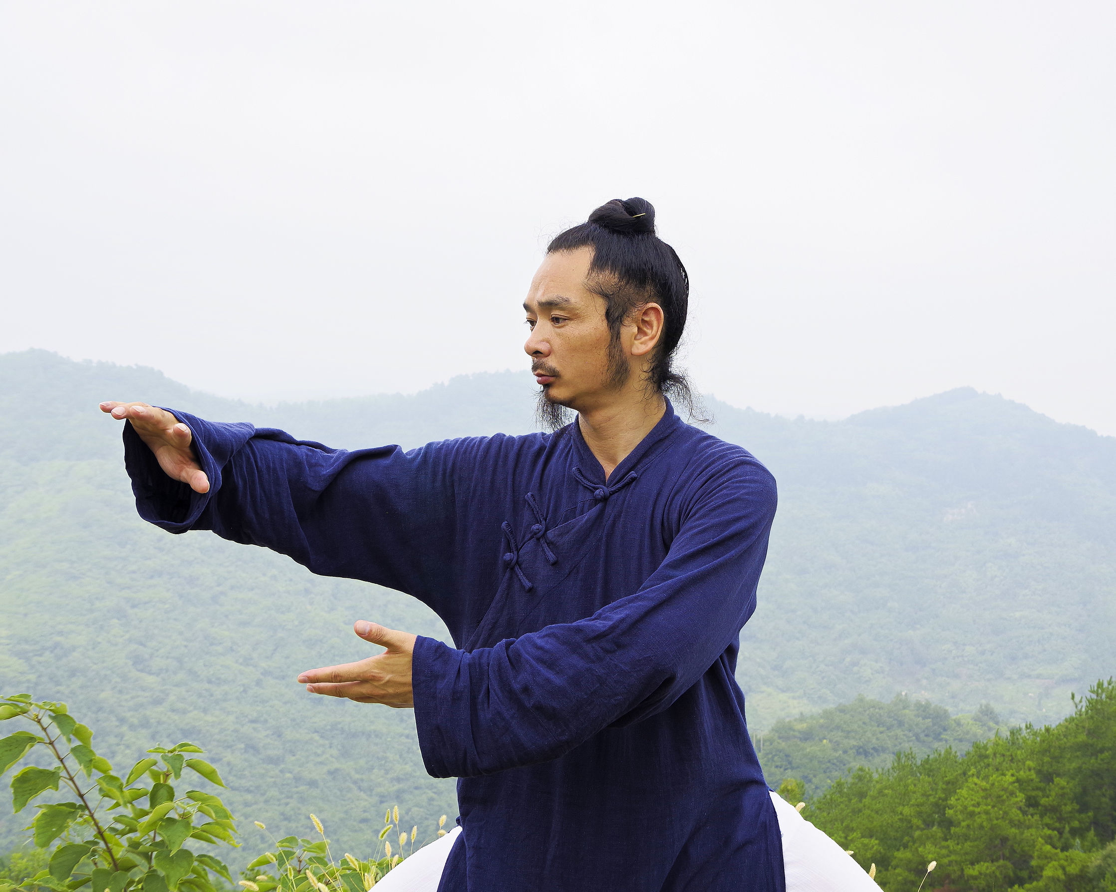 夜雨梅花 沉湎於經年的古韻裡,從此,再也沒有一種陳釀,可以讓你盡抒胸