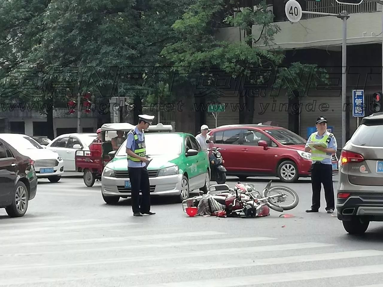 广东英德沙口车祸图片