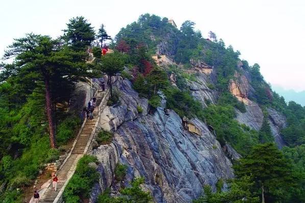 (不限時,全年遊覽)北武當山景區風光秀美,文化底蘊深厚,素有