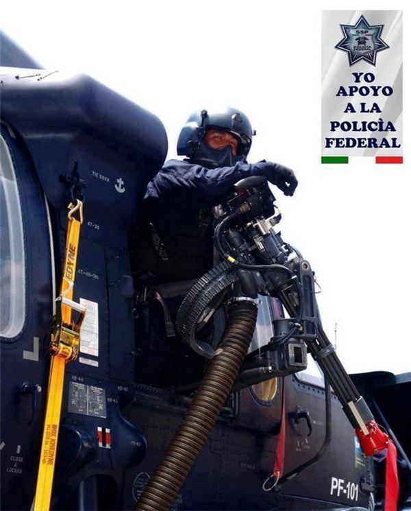 墨西哥特警装备不好不然都不是毒贩对手