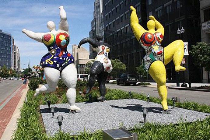 niki de saint phalle 娜娜系列雕塑作品