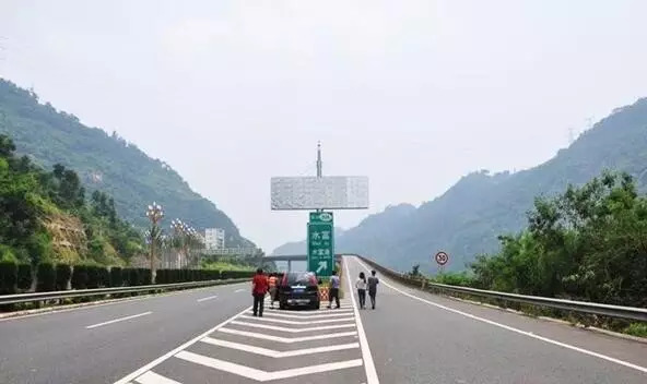 石锁高速公路图片