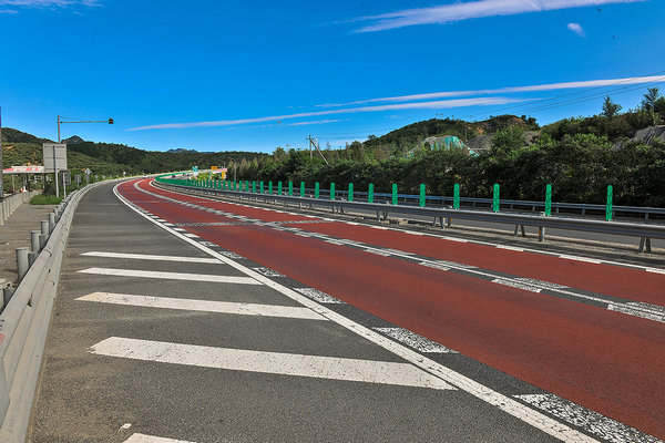 京承高速这个路段事故多发 路过要小心