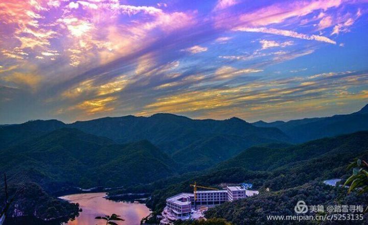 国家级重点风景名胜区樵岭前风光无限好