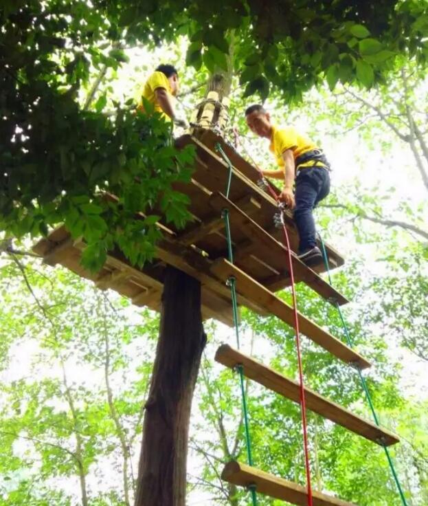 地址:成都市郫縣三道堰鎮三堰村155號附8號飛越叢林公園綜合 博lan