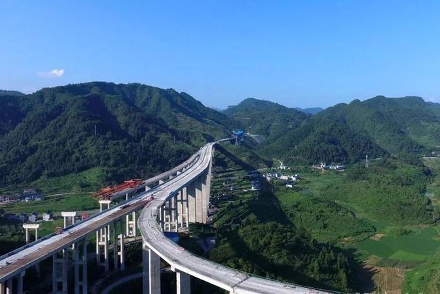 湖南最美永吉高速开通了玩转湘西看看这一路串起多少美景