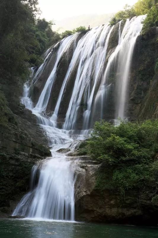 图为舞蹈《幸福花竹帽》图为傩面舞《土地与