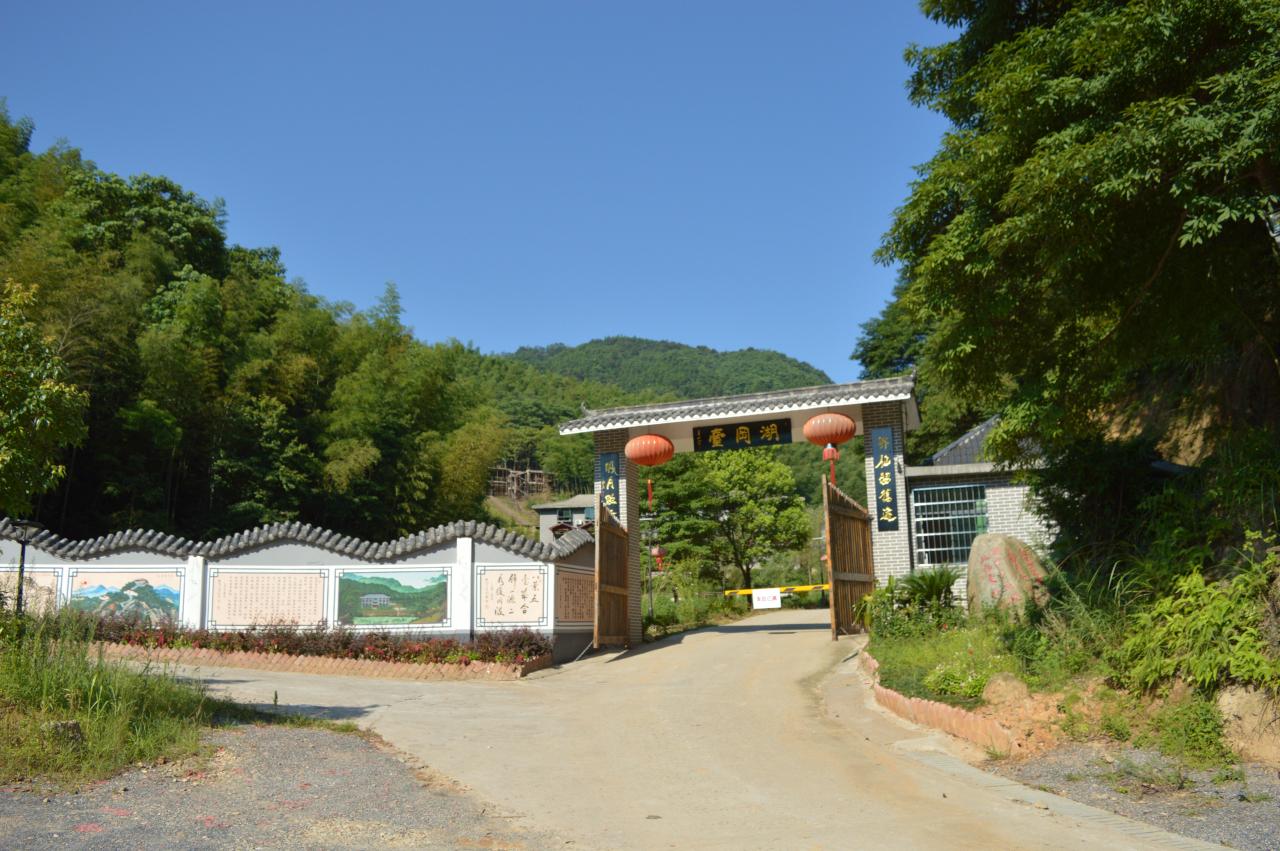 湖岡臺——在今宜春城南南廟鎮中村,距宜春城區只有7公里鳳凰臺——在