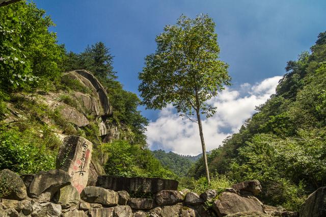 神秘的霍山是曾經紂王戀妲己的地方,如今卻是不為人知的世外桃源