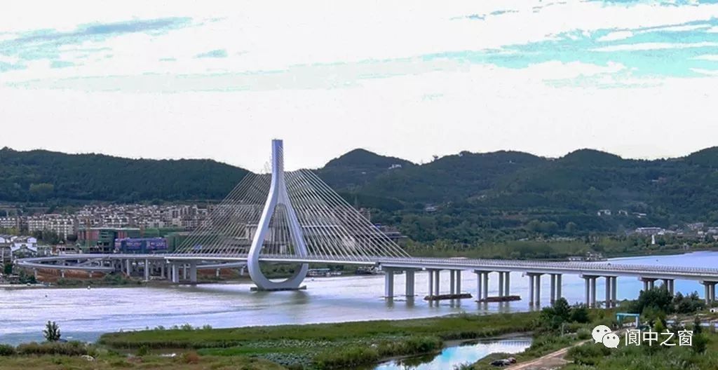 阆中嘉陵江四桥图片图片