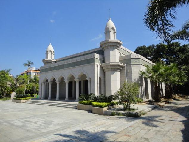 但泉州也有另外一副屬於它的光景,那就是屬於現代化都市的繁華