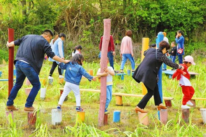 國慶這裡有大驚喜田樂園3d童話村手工爆米花一村一山一海的童話花鄉