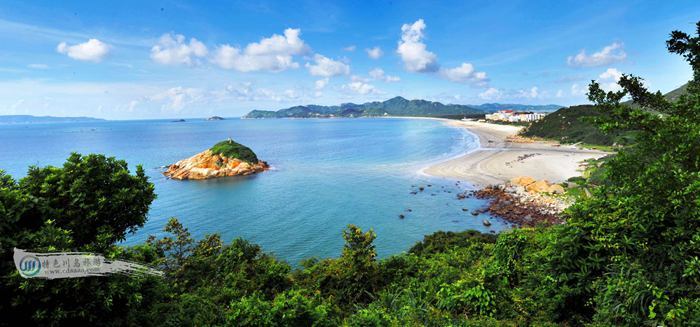 下午:前往上川島或下川島,嬉沙踏浪,暢遊碧海銀沙,椰林搖曳的醉人精緻