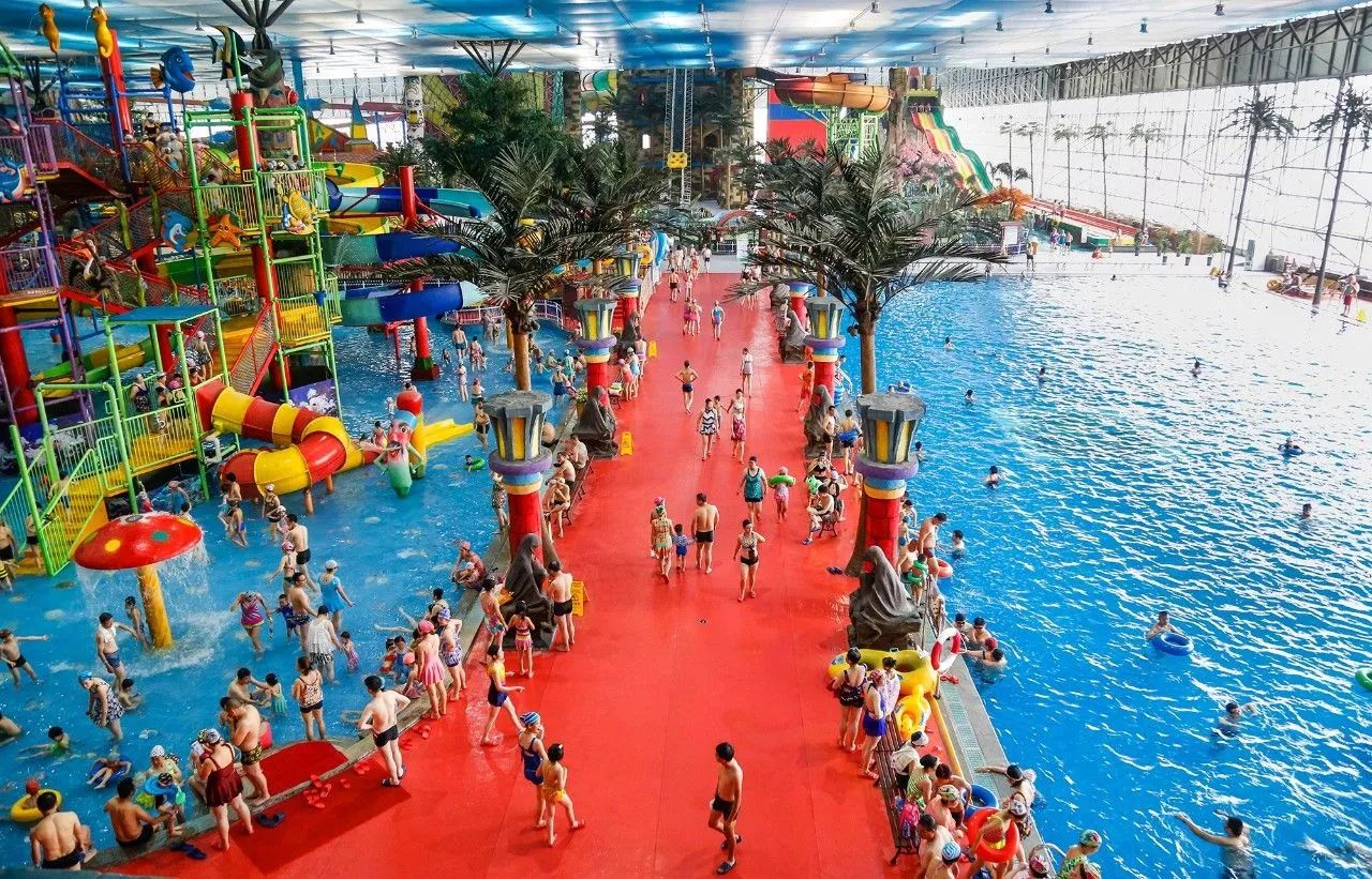 首屈一指的水上娱乐项目打造出巴厘岛一湾海景梦幻般的主题水上乐园为