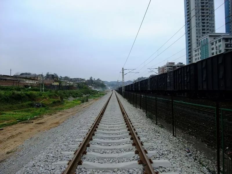 韶关这条铁路是怎样建成的一位网友用镜头告诉我们