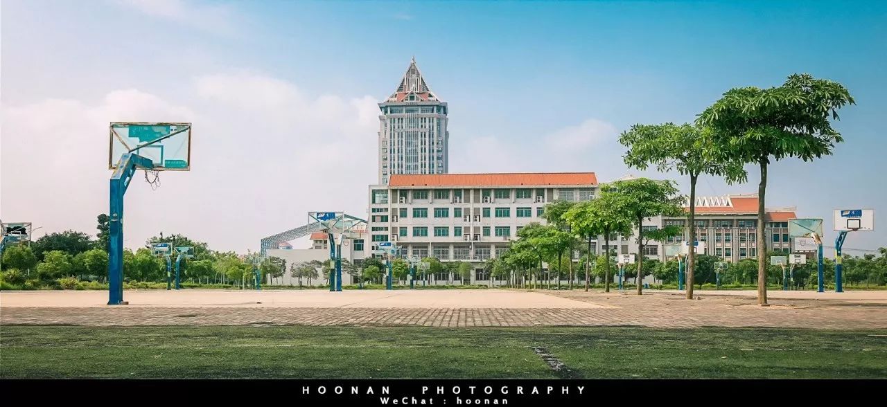 校区远景什么你觉得 只看图片还是意犹未尽那么囊括集美大学新老校区