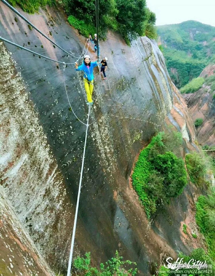 红岩岭飞拉达图片