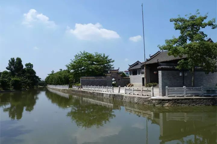 地址:廣州番禺區石樓鎮大嶺村怎麼去:京珠高速石基站出口-清河路(蓮花