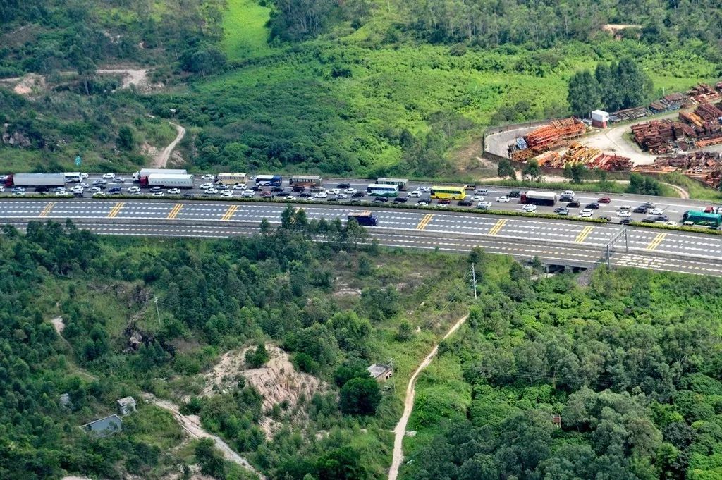 返程期間,廣東將出現5大堵點:虎門大橋;瀋海高速江門共和,司前路段