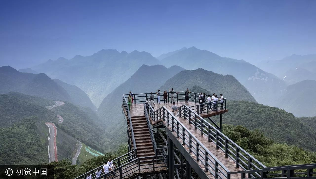 遵義婁山關生態文化旅遊區:觀海樓,西風臺;鳳岡·茶海之心旅遊景區