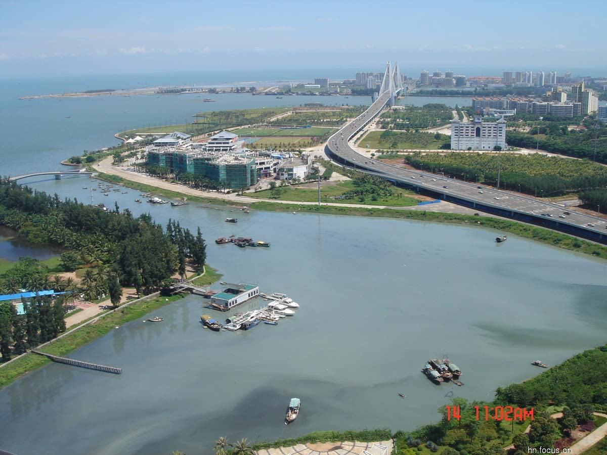 似乎海口這個海南的省會城市總是被大家所遺忘,其實海口的生活環境比