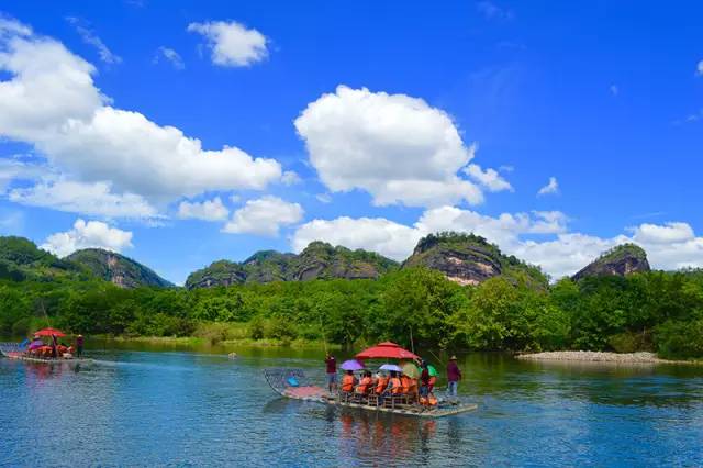 武夷山(中華茶博園,雲河竹排漂流,極地海洋公園)高鐵二日遊