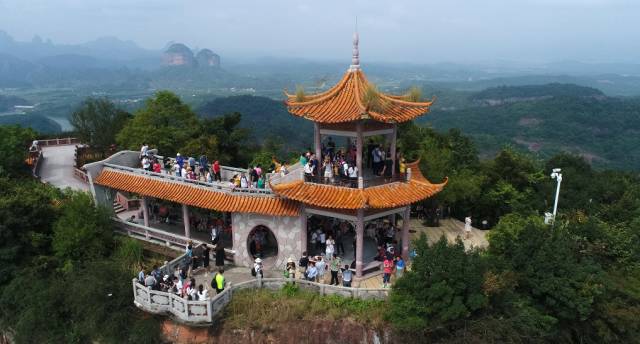 10月6日上午9點,丹霞山博物館,長老峰,寶珠峰索道,陽元石景區各景點