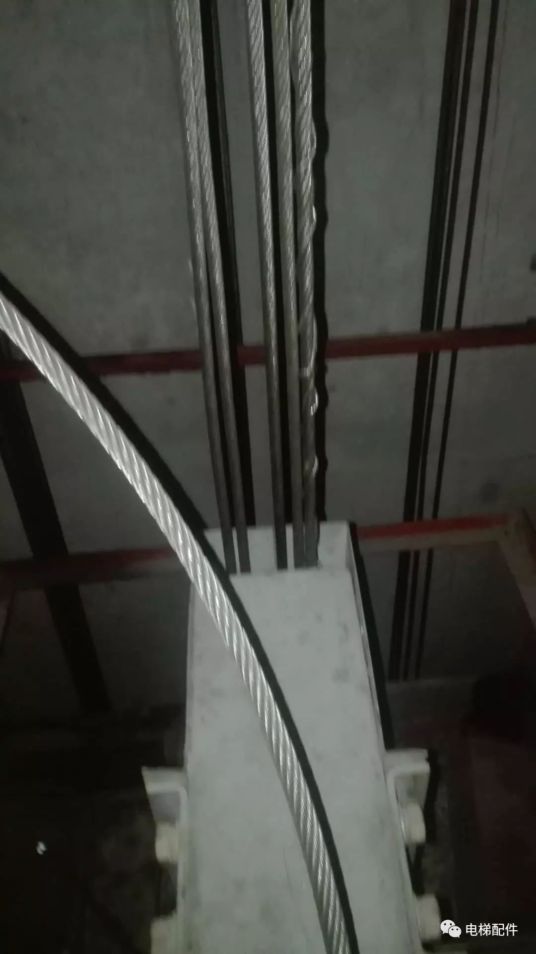 这才是放电梯钢丝绳超级壮观