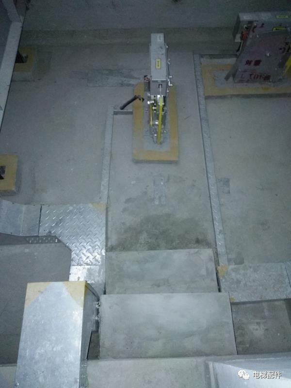 电梯机房防水台阶图片
