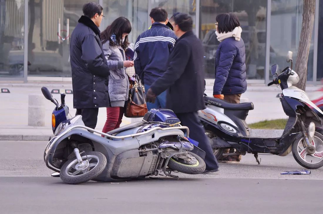 鹿城关注 电动自行车交通事故频发,正是因为忽略了这一点?